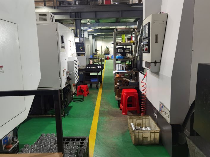 数控车铣复合车床